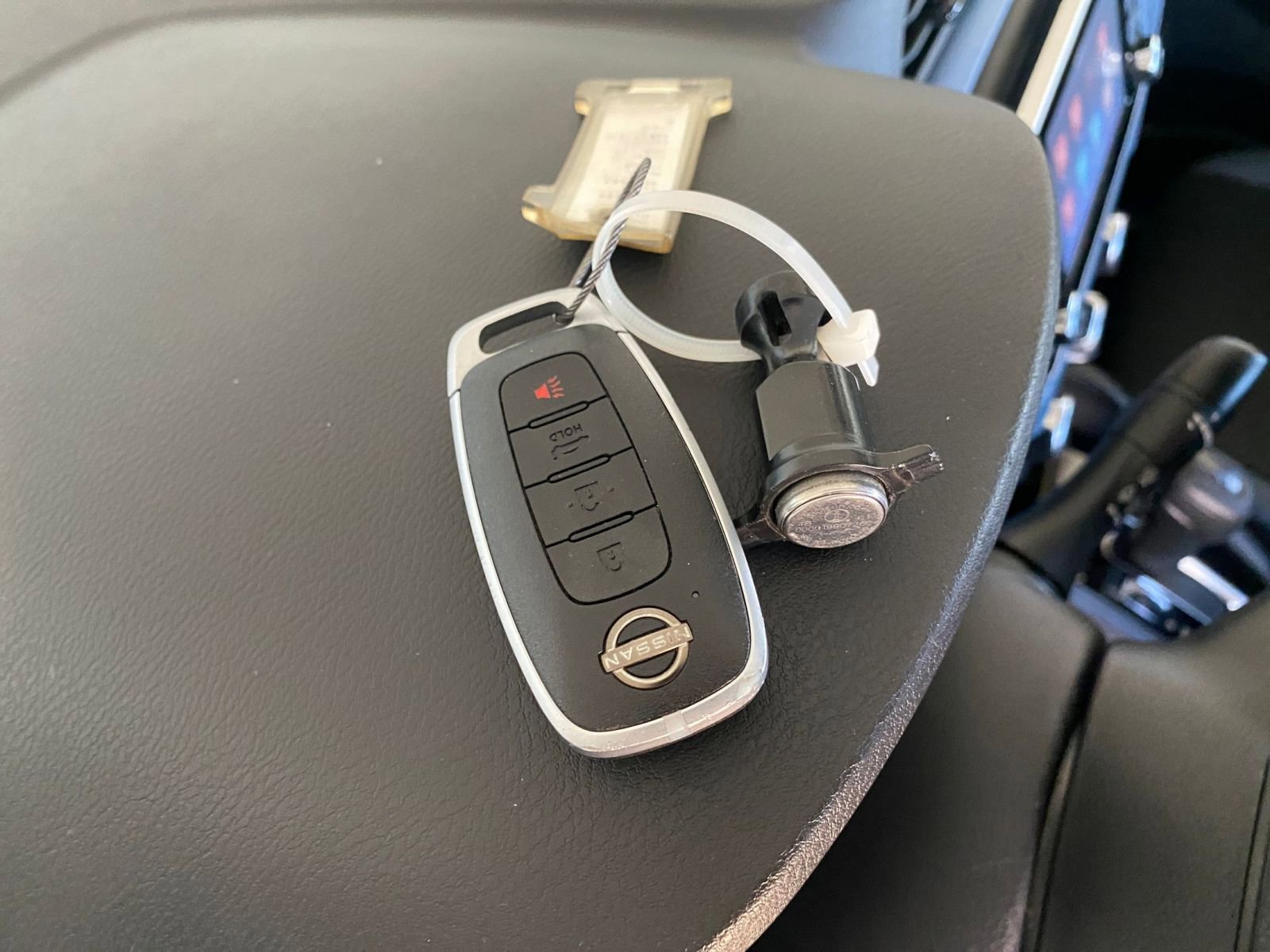Used 2025 Nissan Versa SV FWD image 21