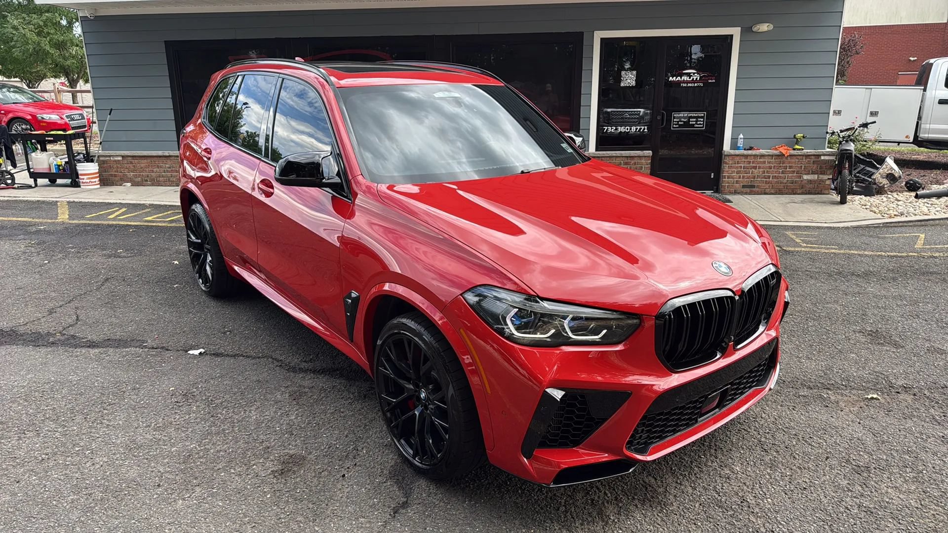 Used 2023 BMW X5 M w/ Competition Package AWD/4WD image 3