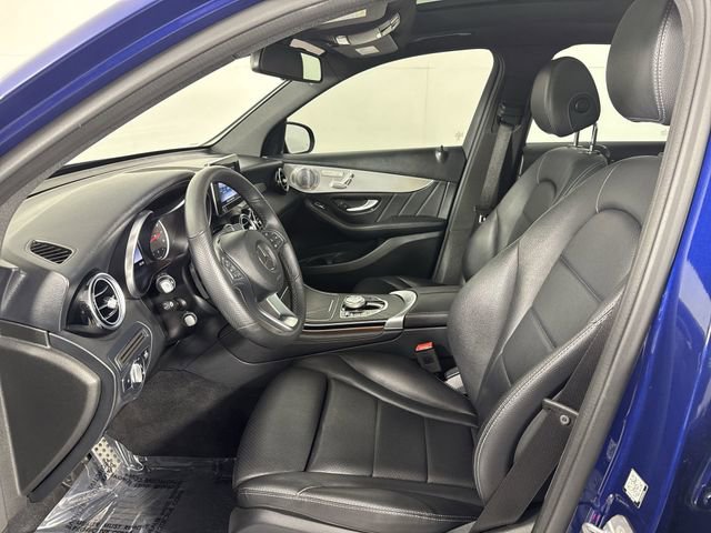 Used 2019 Mercedes-Benz GLC 300 4MATIC image 4