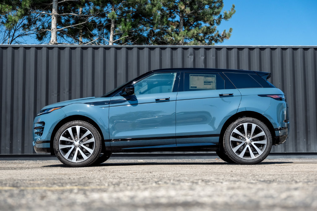 New 2026 Land Rover Range Rover Evoque Hoxton AWD/4WD image 3