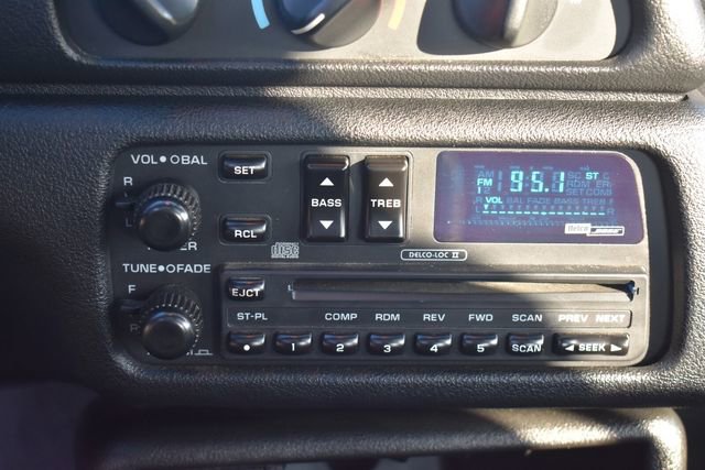 Used 1996 Chevrolet Camaro Z28 RWD image 23