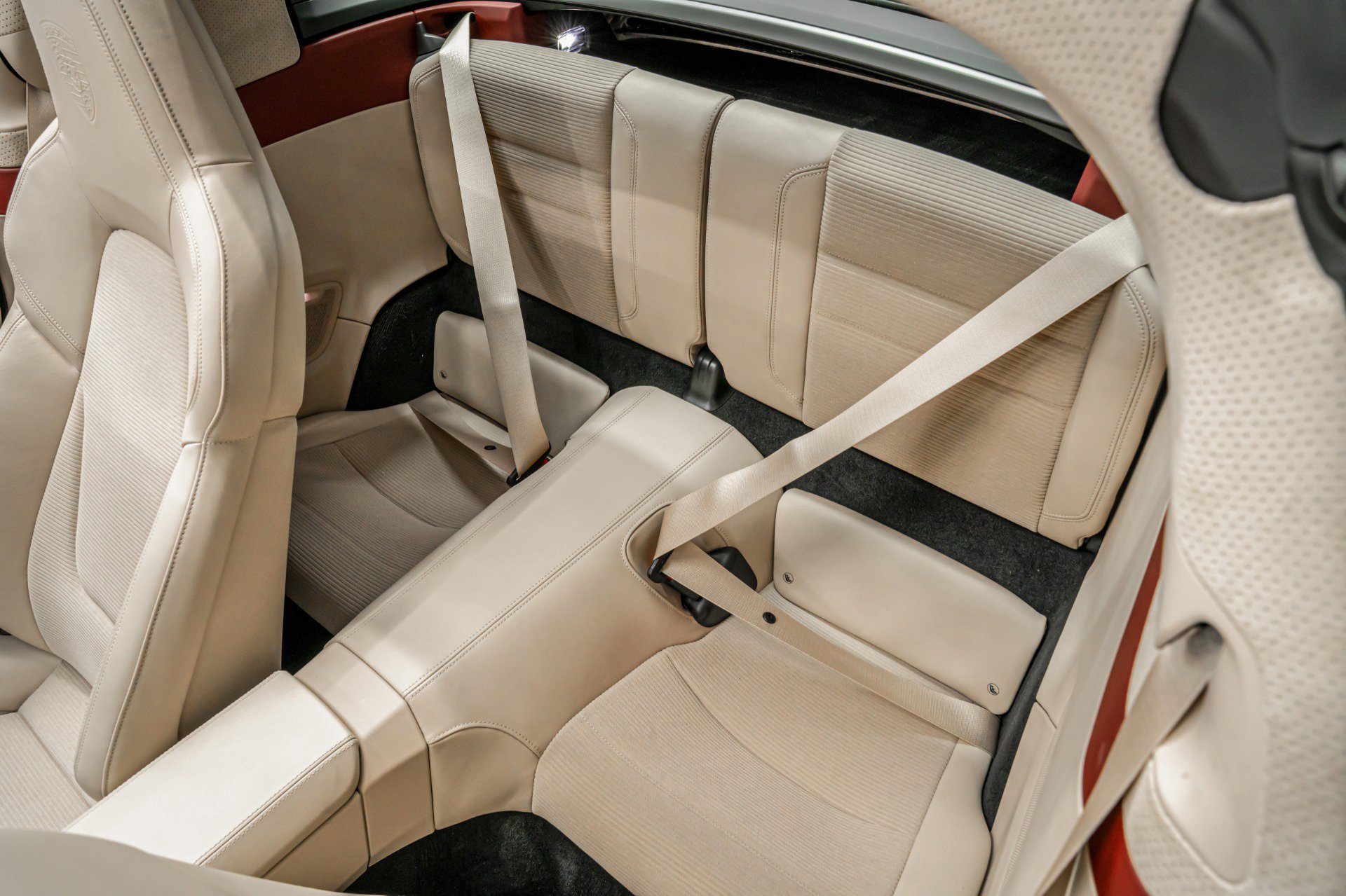 Used 2021 Porsche 911 Targa 4S Heritage Design image 14