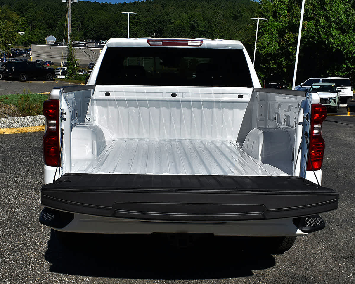 New 2026 Chevrolet Silverado 1500 Custom w/ Turbomax Blackout Package AWD/4WD image 8