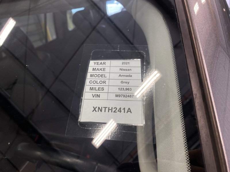 Used 2021 Nissan Armada SL w/ Captain's Chairs Package AWD/4WD image 42