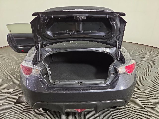 Used 2016 Scion FR-S RWD image 28