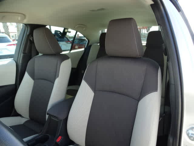 Used 2025 Toyota Corolla LE image 19