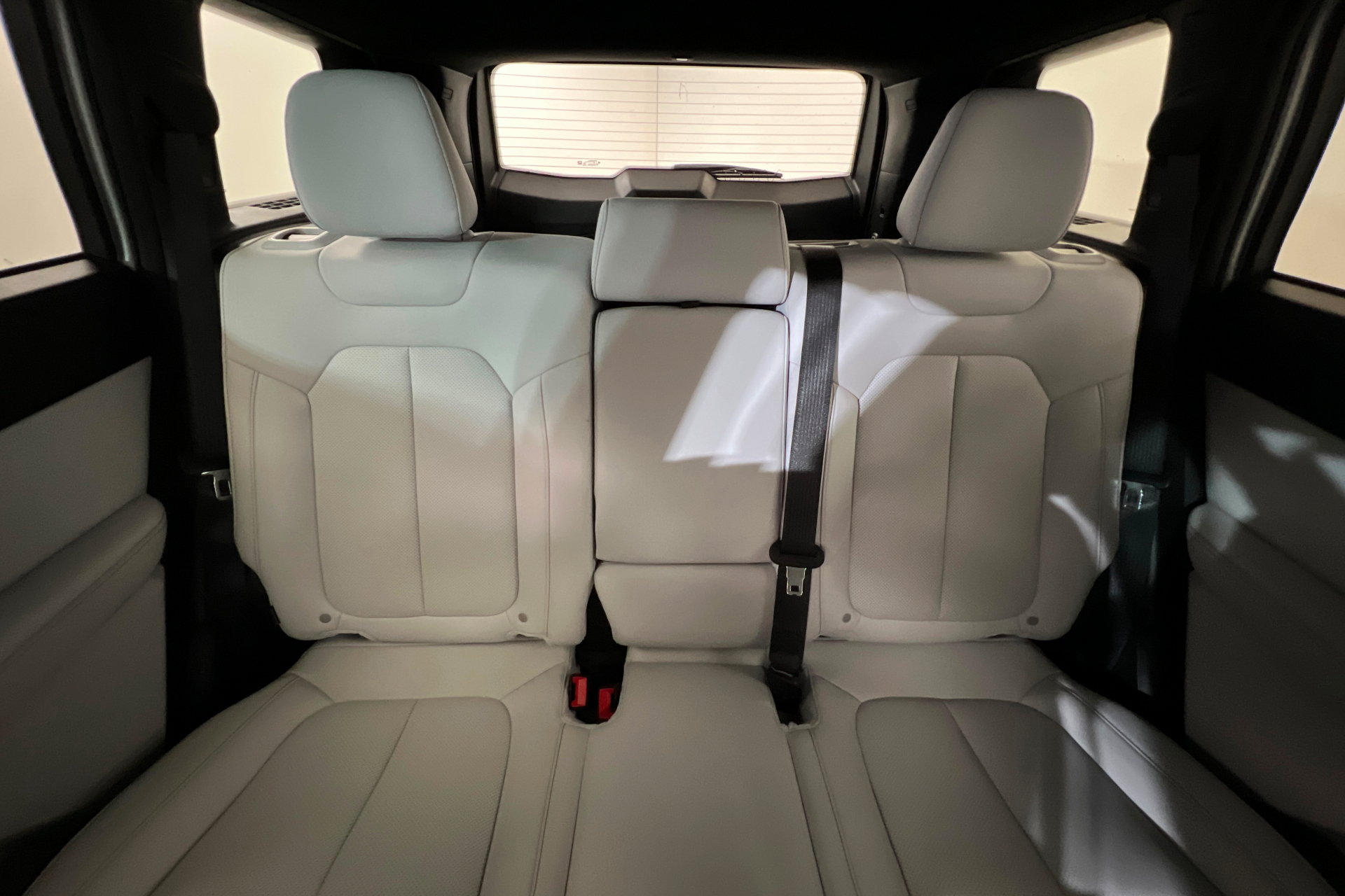 New 2026 Jeep Cherokee Limited AWD/4WD image 25