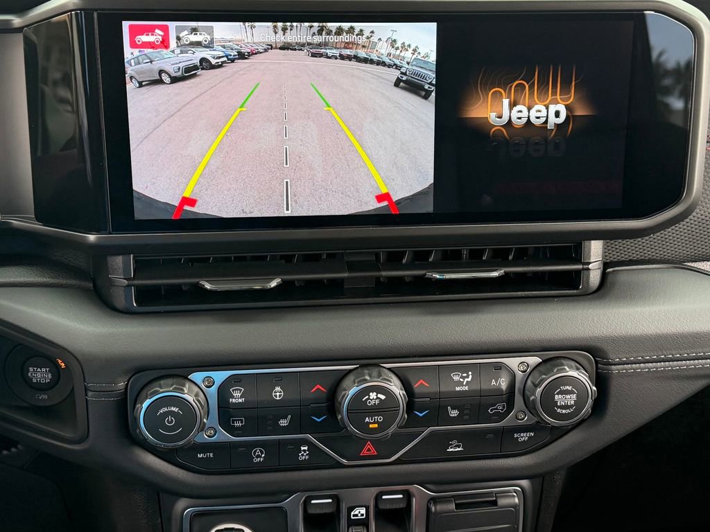 New 2026 Jeep Wrangler Unlimited Rubicon w/ Xtreme 35 Tire Package image 17