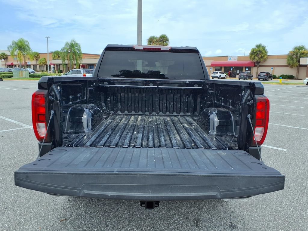 Used 2025 GMC Sierra 1500 Pro w/ Graphite Edition AWD/4WD image 19