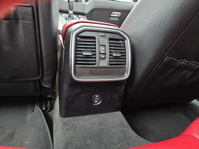 Used 2017 Porsche Macan image 33