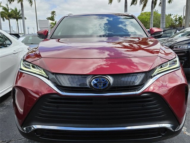 Used 2022 Toyota Venza XLE image 13