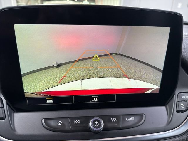 Used 2024 Chevrolet Blazer LT image 2