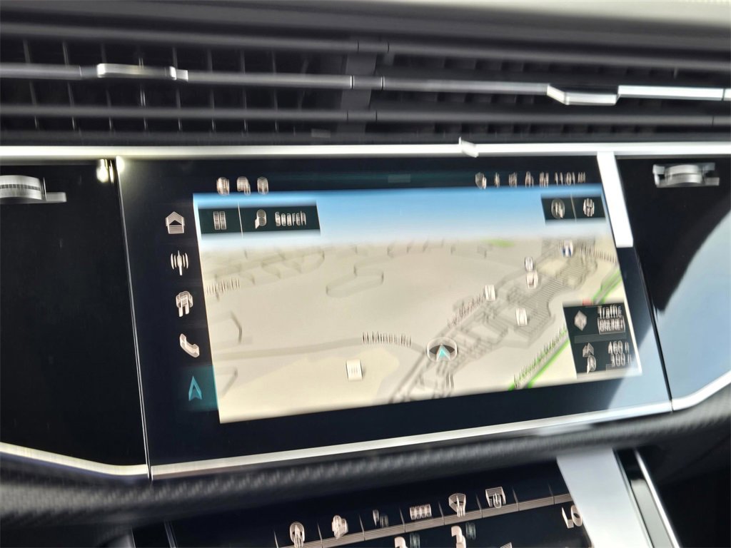 New 2025 Audi RS Q8 performance image 21