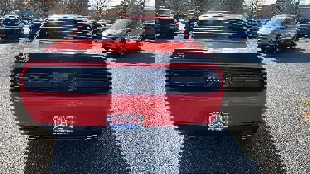 Used 2018 Dodge Challenger SXT w/ Blacktop Package image 6