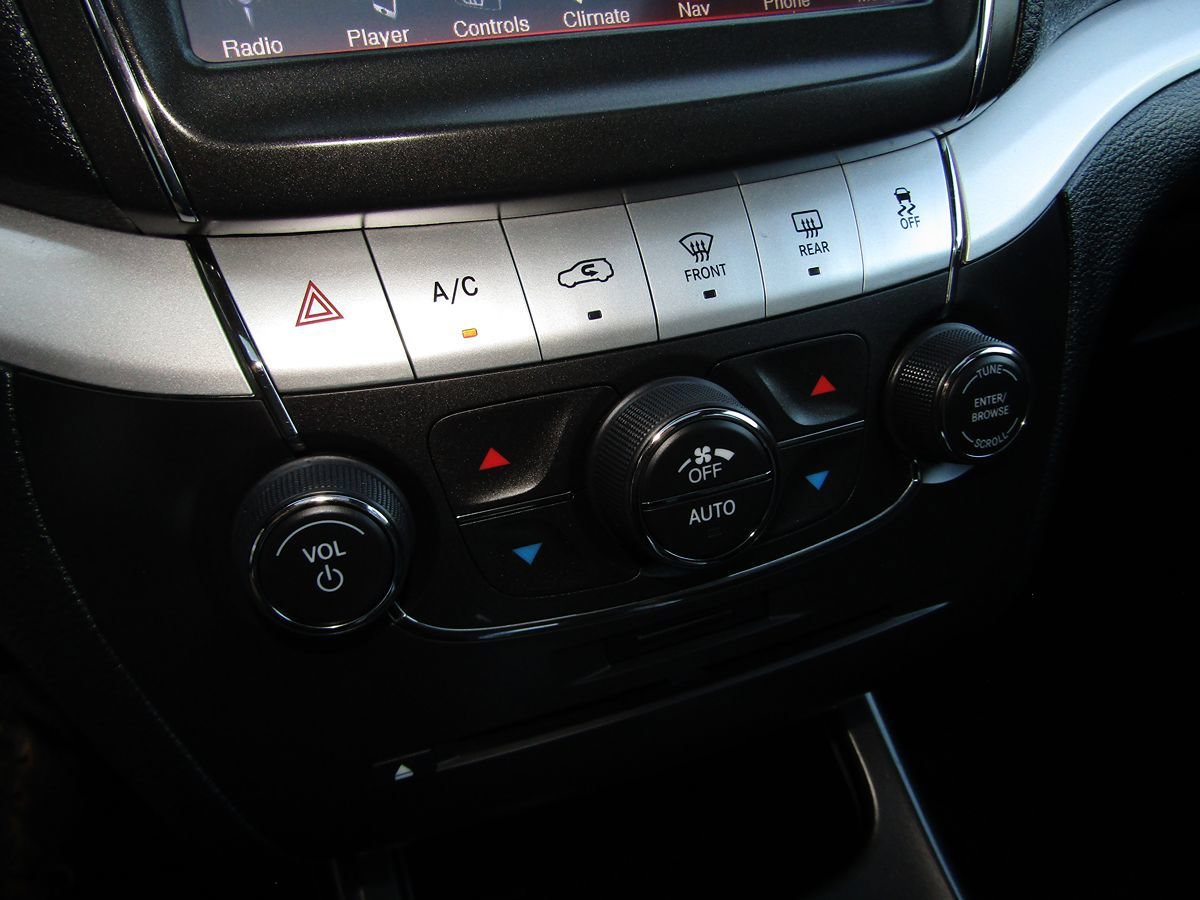 Used 2019 Dodge Journey GT w/ Nav & Sun Group AWD/4WD image 17