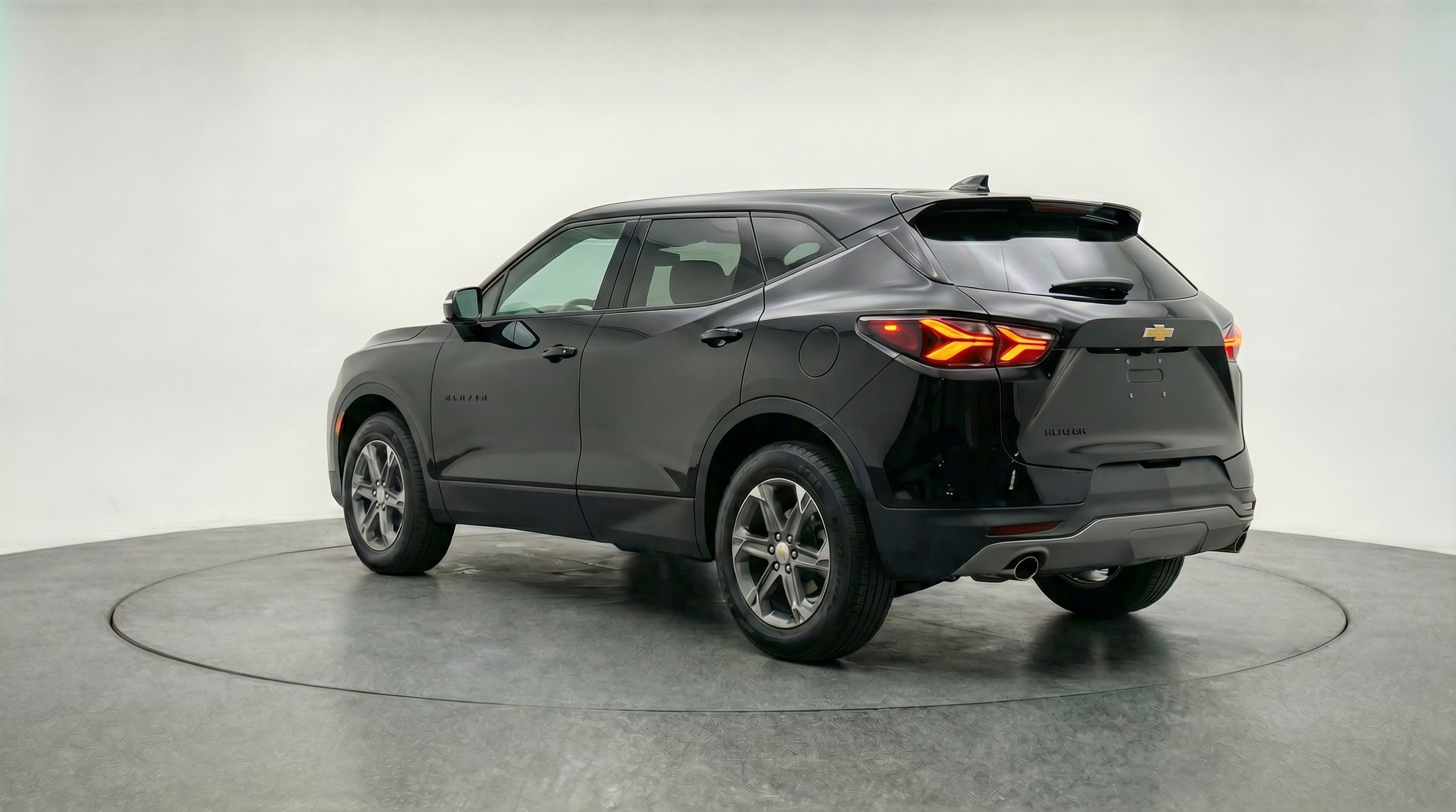 Used 2025 Chevrolet Blazer LT image 6