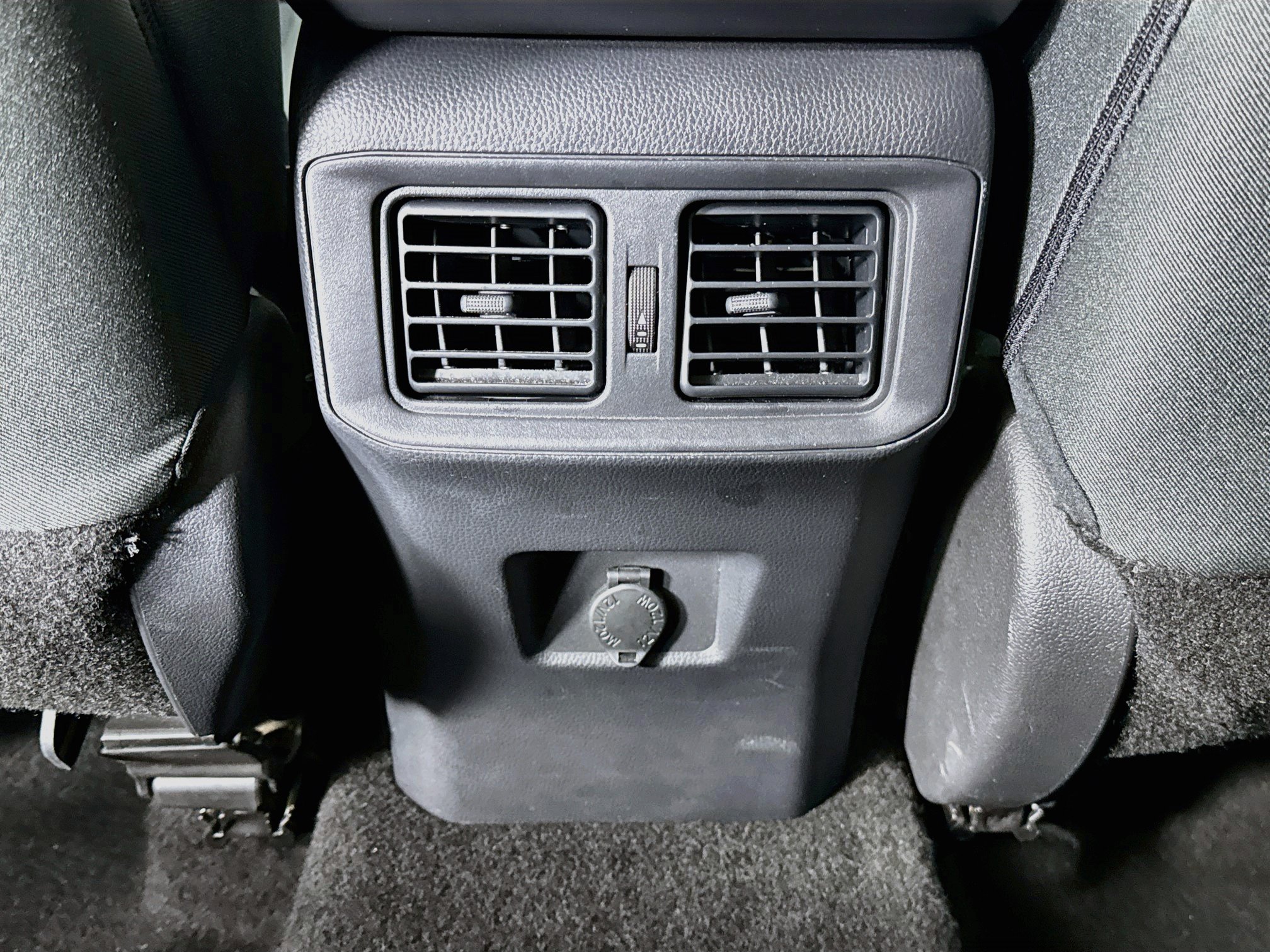 Certified 2025 Toyota RAV4 LE AWD/4WD image 24