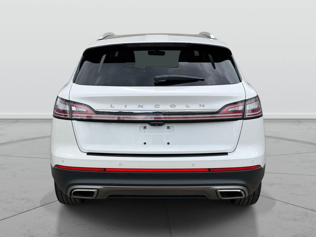 Used 2022 Lincoln Nautilus Reserve AWD/4WD image 7