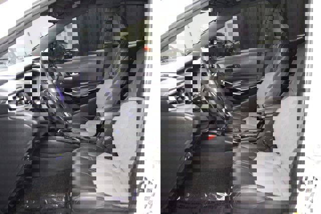 Used 2019 Toyota Corolla XSE FWD image 13