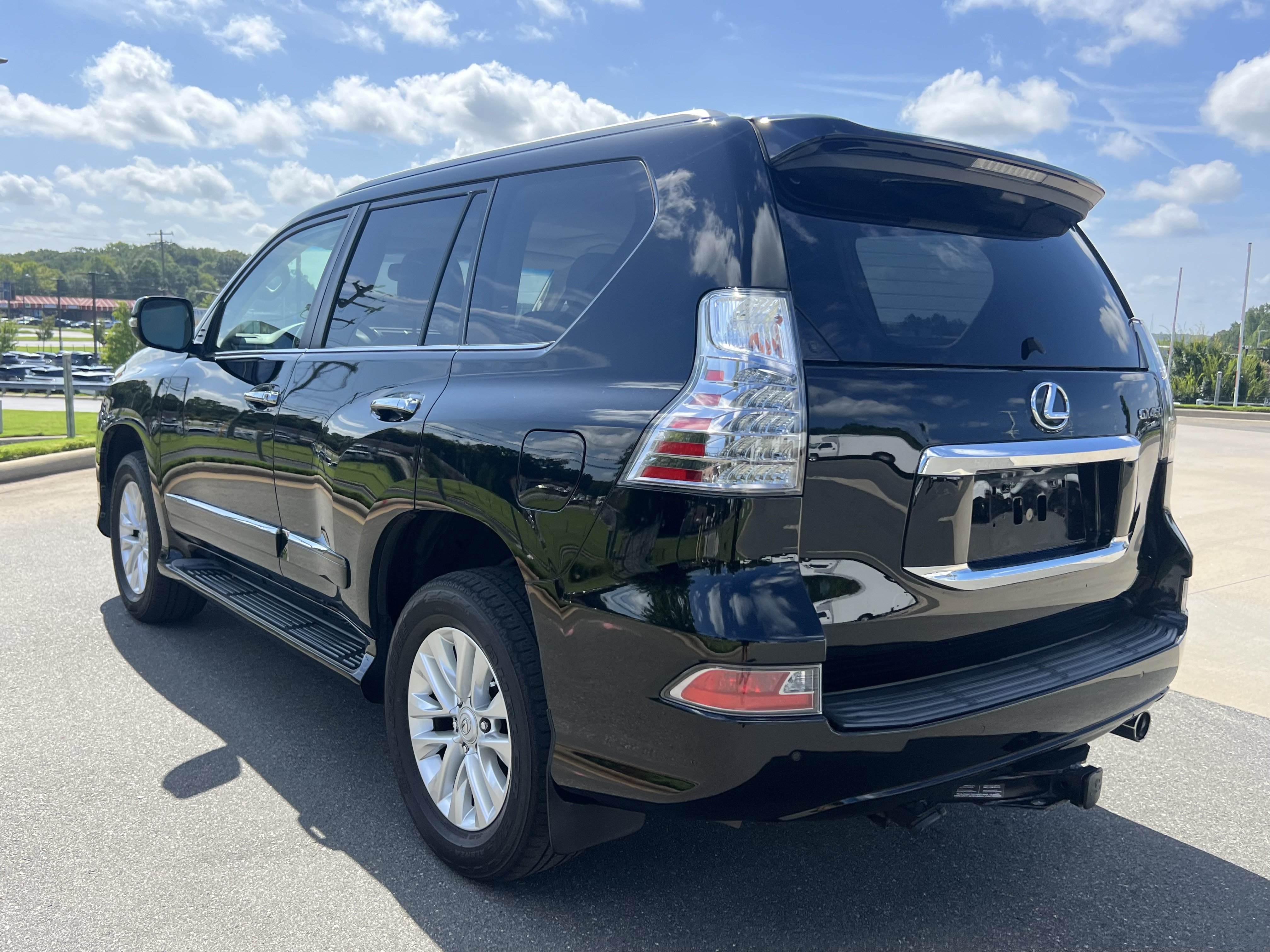 Used 2019 Lexus GX 460 Premium w/ Premium Package AWD/4WD image 7