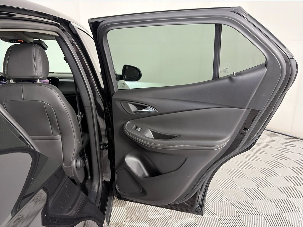 Used 2025 Buick Encore GX Preferred w/ Advanced Technology Package FWD image 27