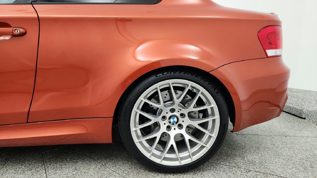 Used 2011 BMW 1 Series M RWD image 15