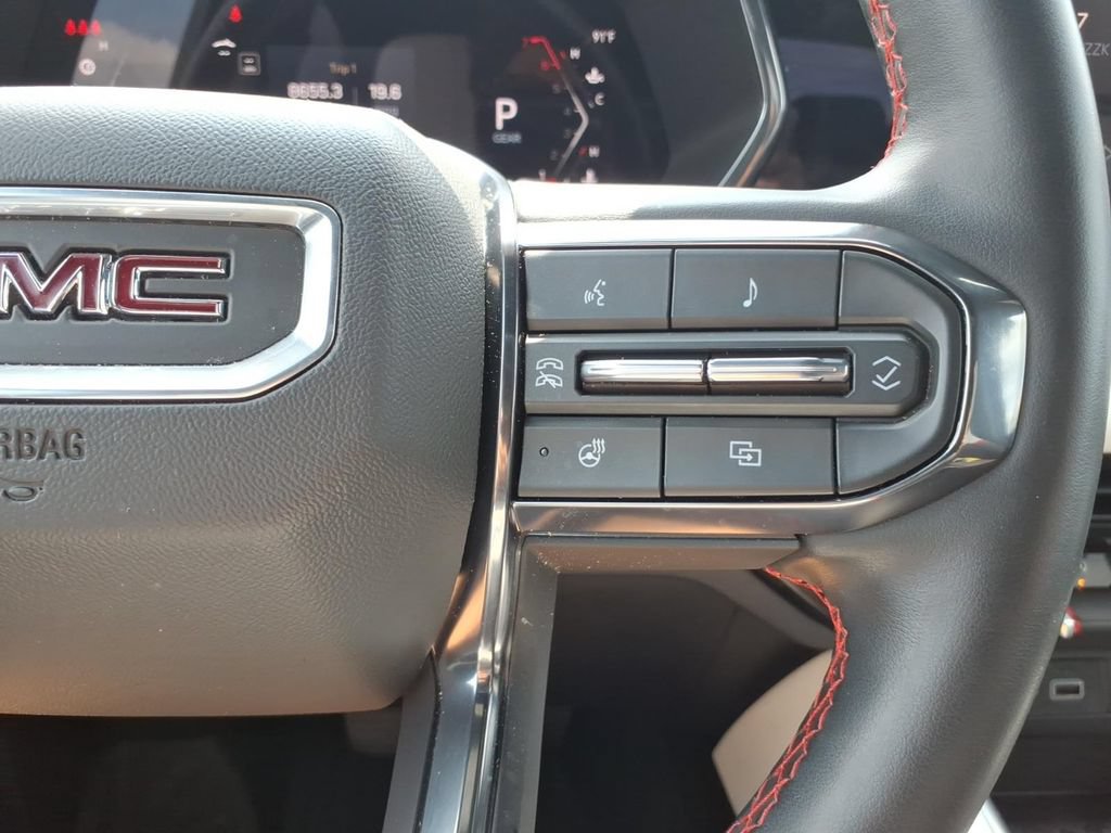 Used 2024 GMC Canyon AT4X AWD/4WD image 25