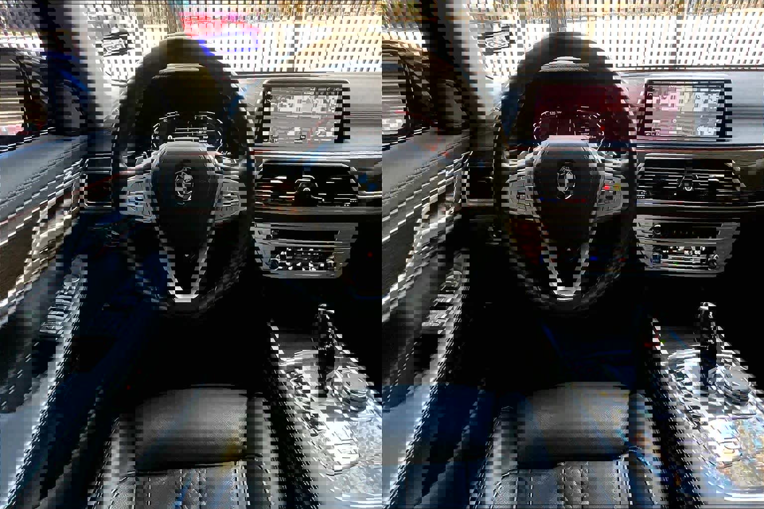 Used 2021 BMW 750i xDrive w/ Luxury Rear Seating Package image 5