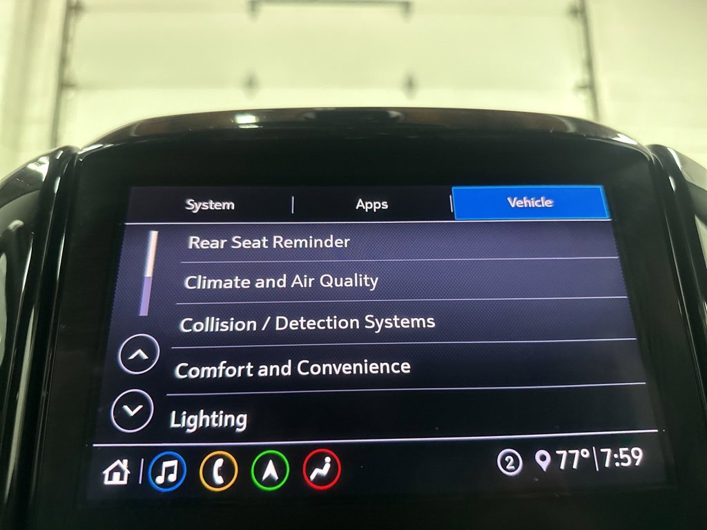 Used 2021 Chevrolet Traverse RS image 36