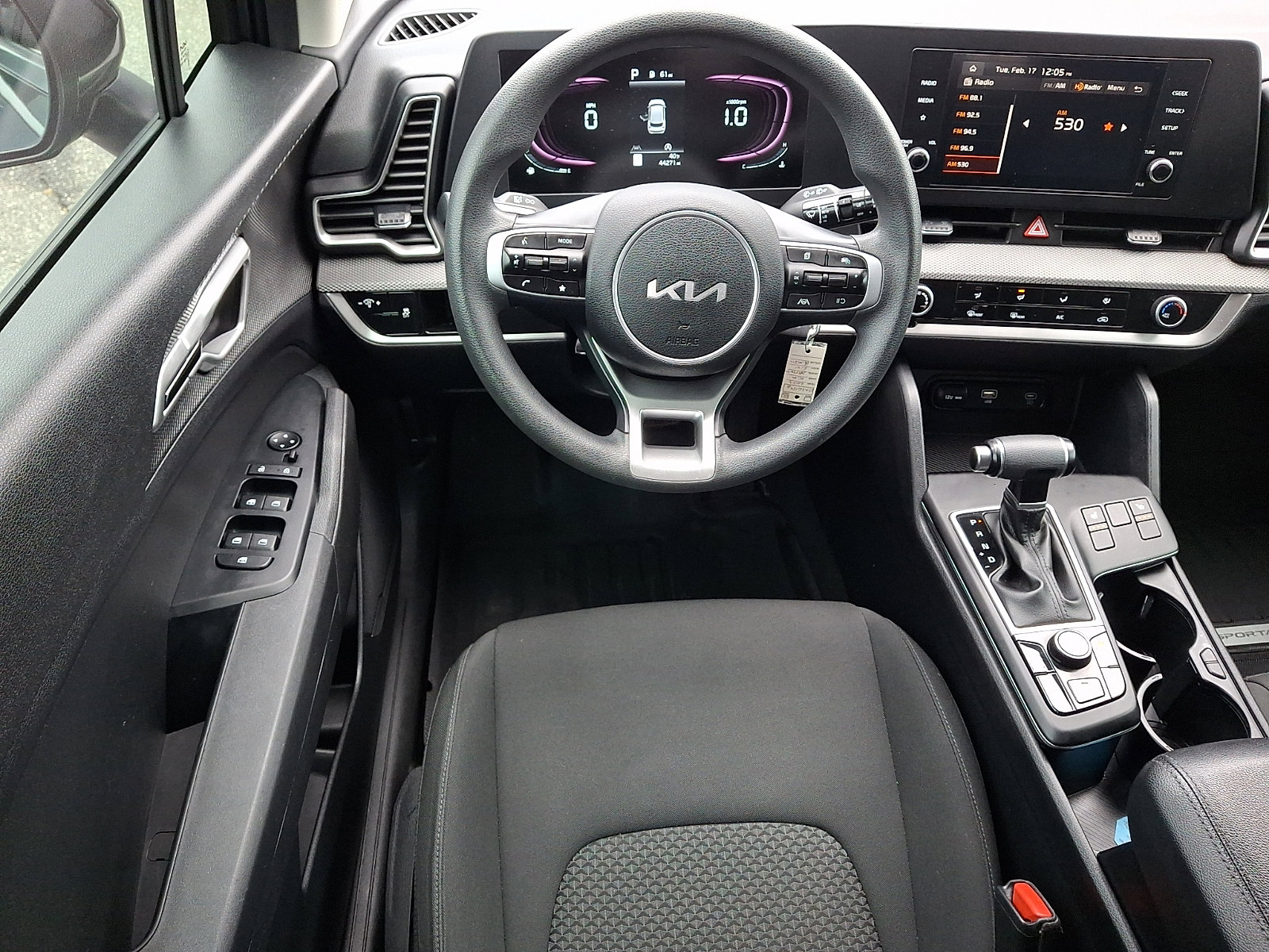 Used 2023 Kia Sportage LX image 11