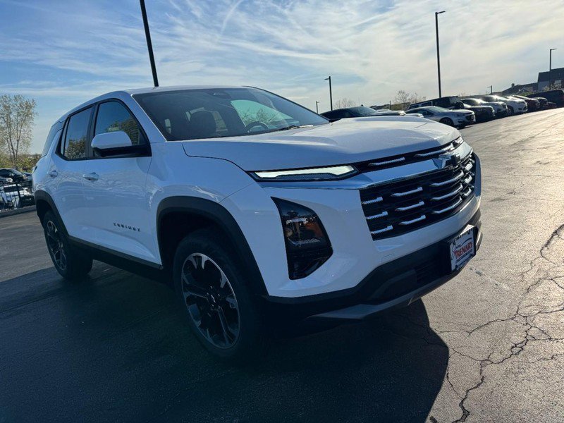 New 2026 Chevrolet Equinox LT w/ Convenience Package II image 2