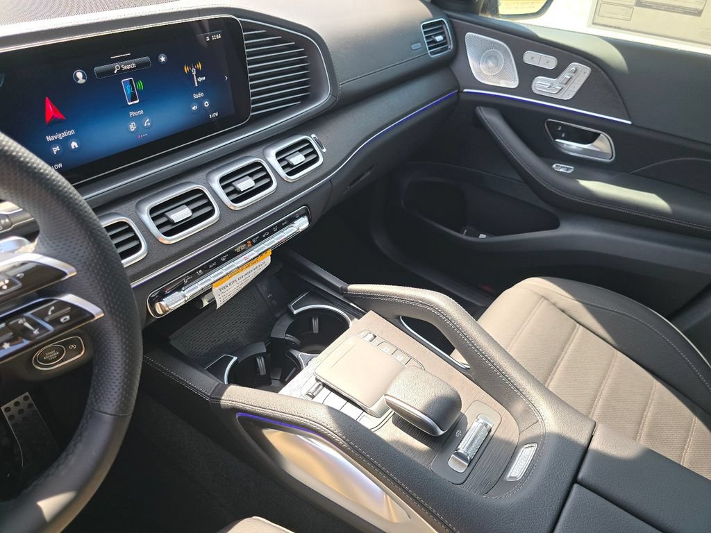 New 2026 Mercedes-Benz GLS 450 4MATIC image 32