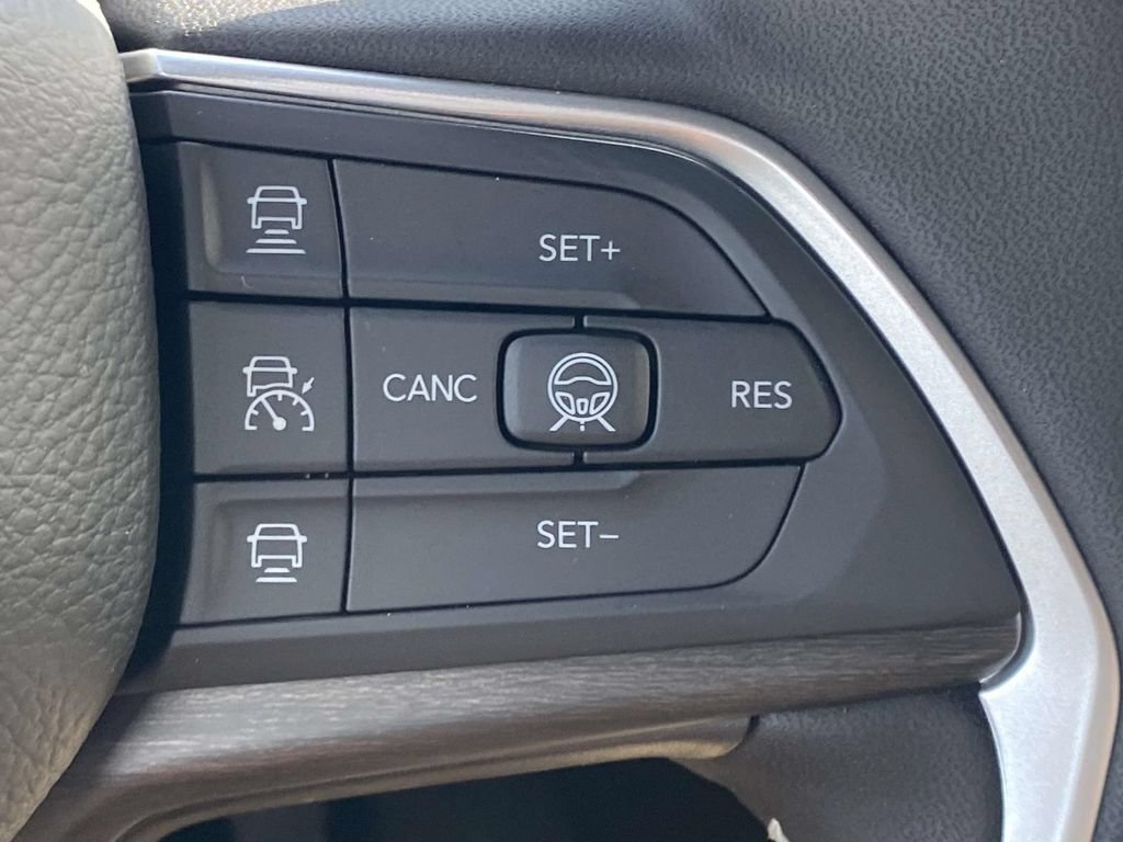 New 2026 Jeep Grand Cherokee L Limited w/ Limited Altitude Package RWD image 23