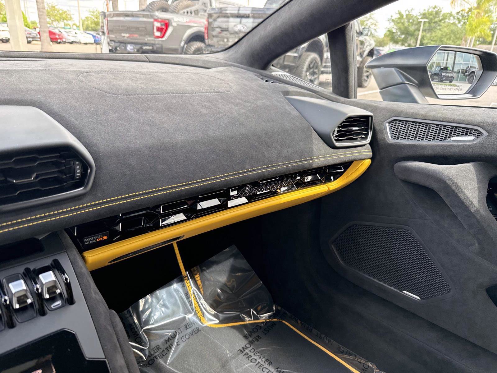 Used 2024 Lamborghini Huracan Tecnica RWD image 24