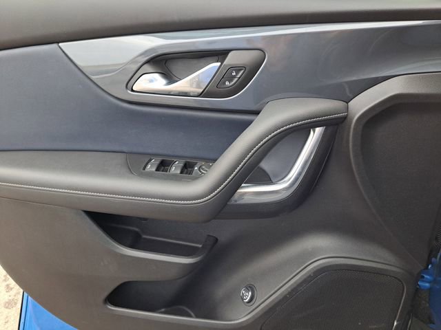 Used 2024 Chevrolet Blazer RS image 19