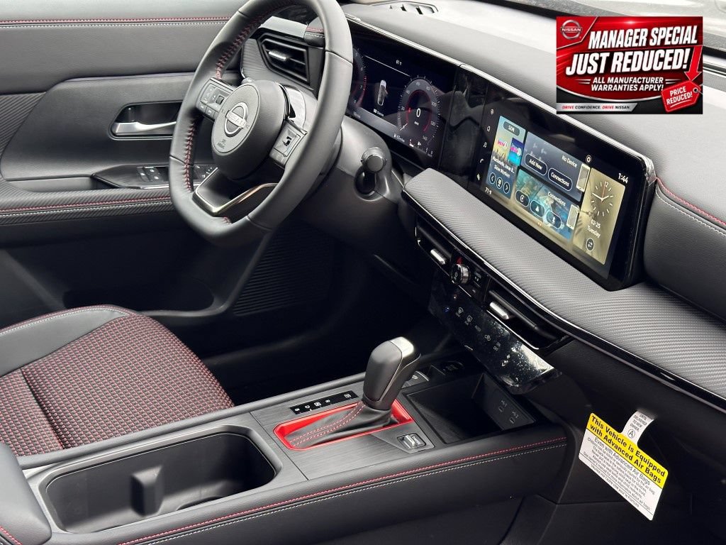 New 2025 Nissan Kicks SR w/ Illumination Package AWD/4WD image 8