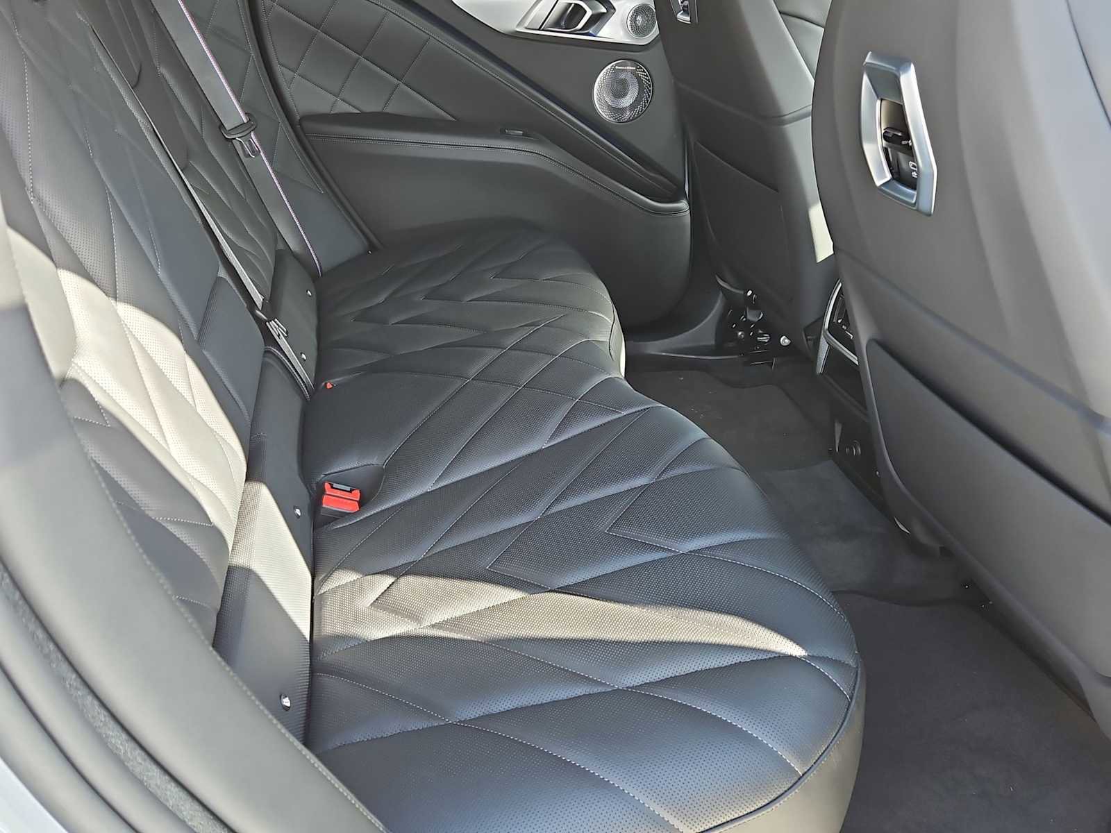 New 2026 BMW XM Label Red image 27