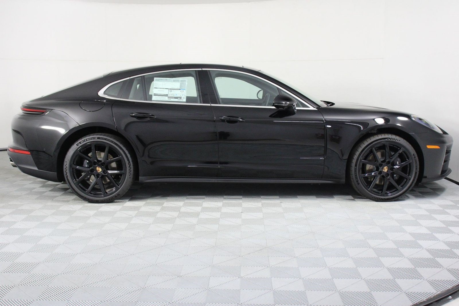 New 2026 Porsche Panamera RWD image 8