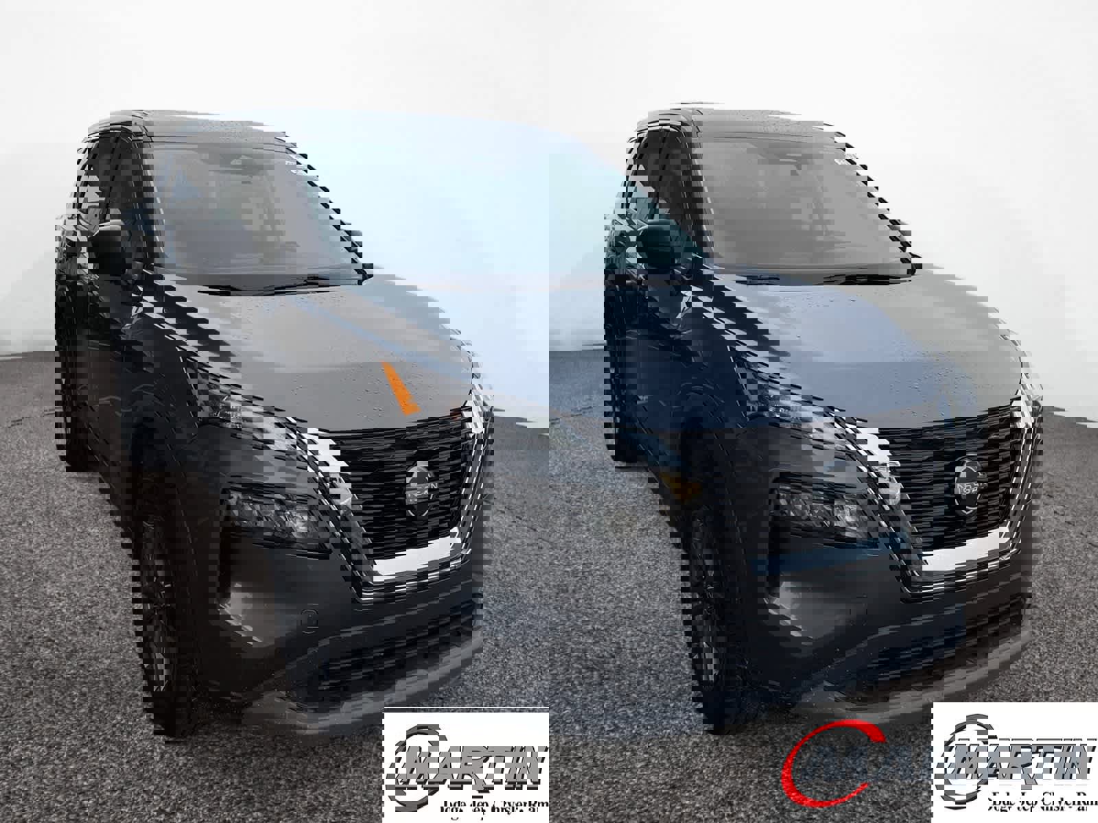 Used 2023 Nissan Rogue S image 7