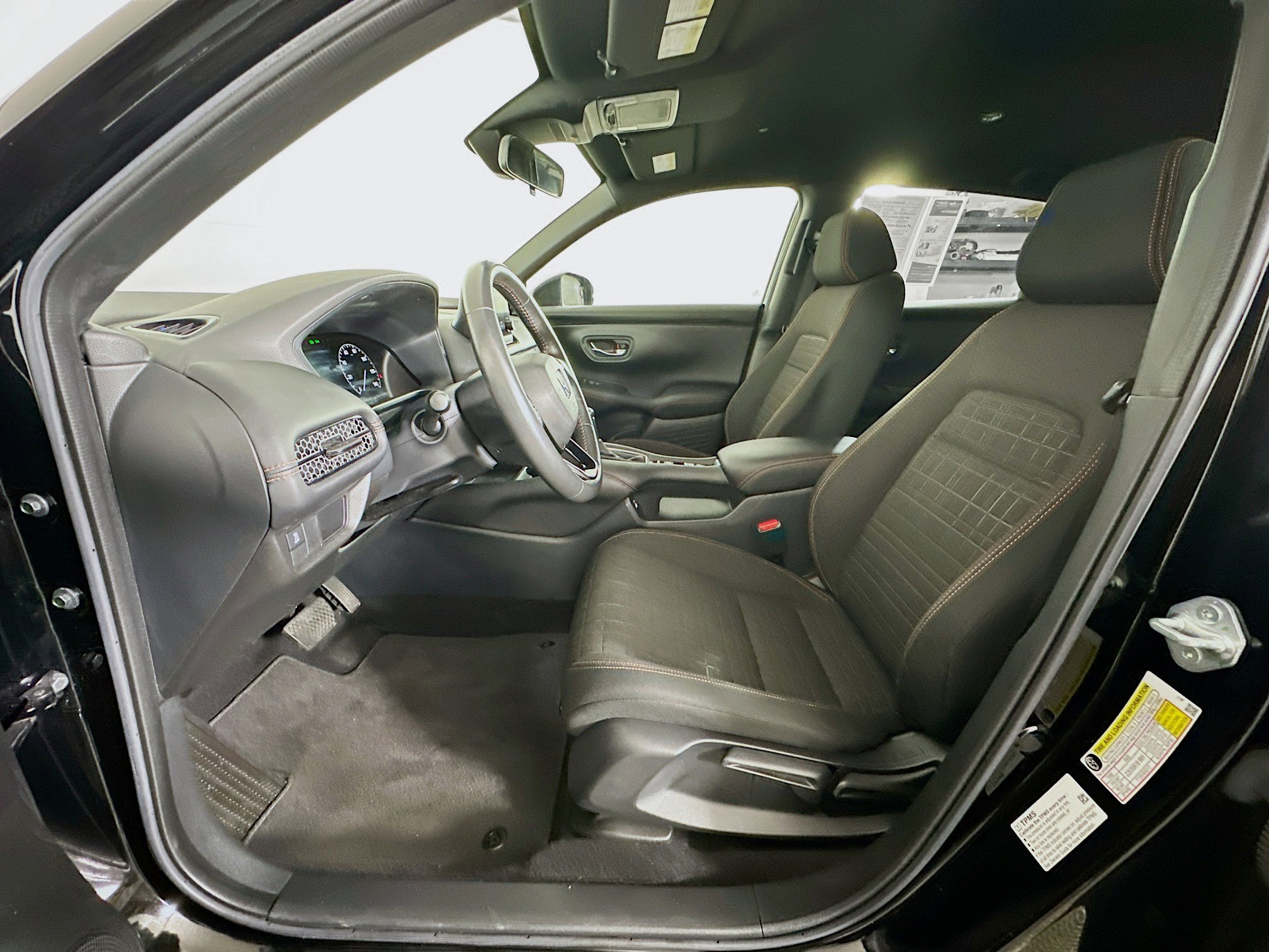 Used 2023 Honda HR-V Sport image 13