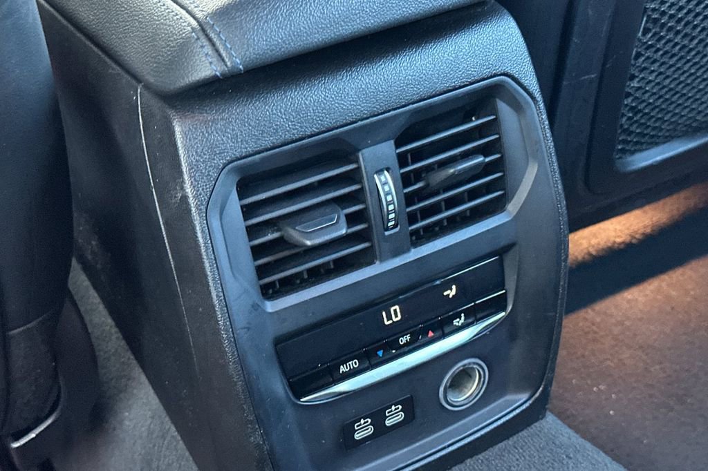 Used 2020 BMW M340i w/ Premium Package image 13