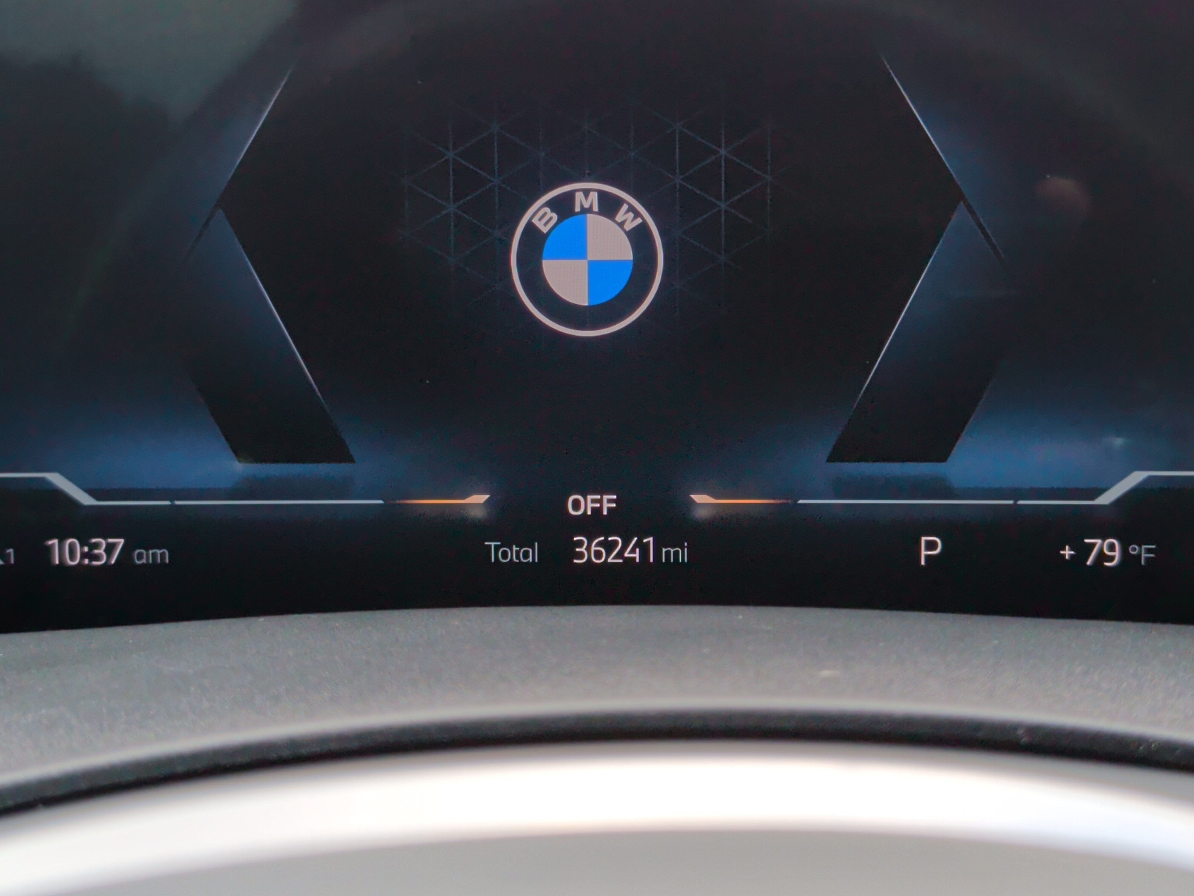 Used 2024 BMW X6 xDrive40i w/ M Sport Professional Package AWD/4WD image 15