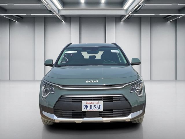 Certified 2024 Kia Niro EX FWD image 2