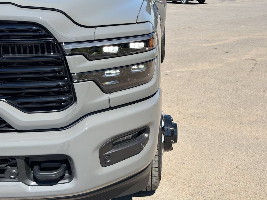 New 2026 RAM 3500 Laramie AWD/4WD image 10