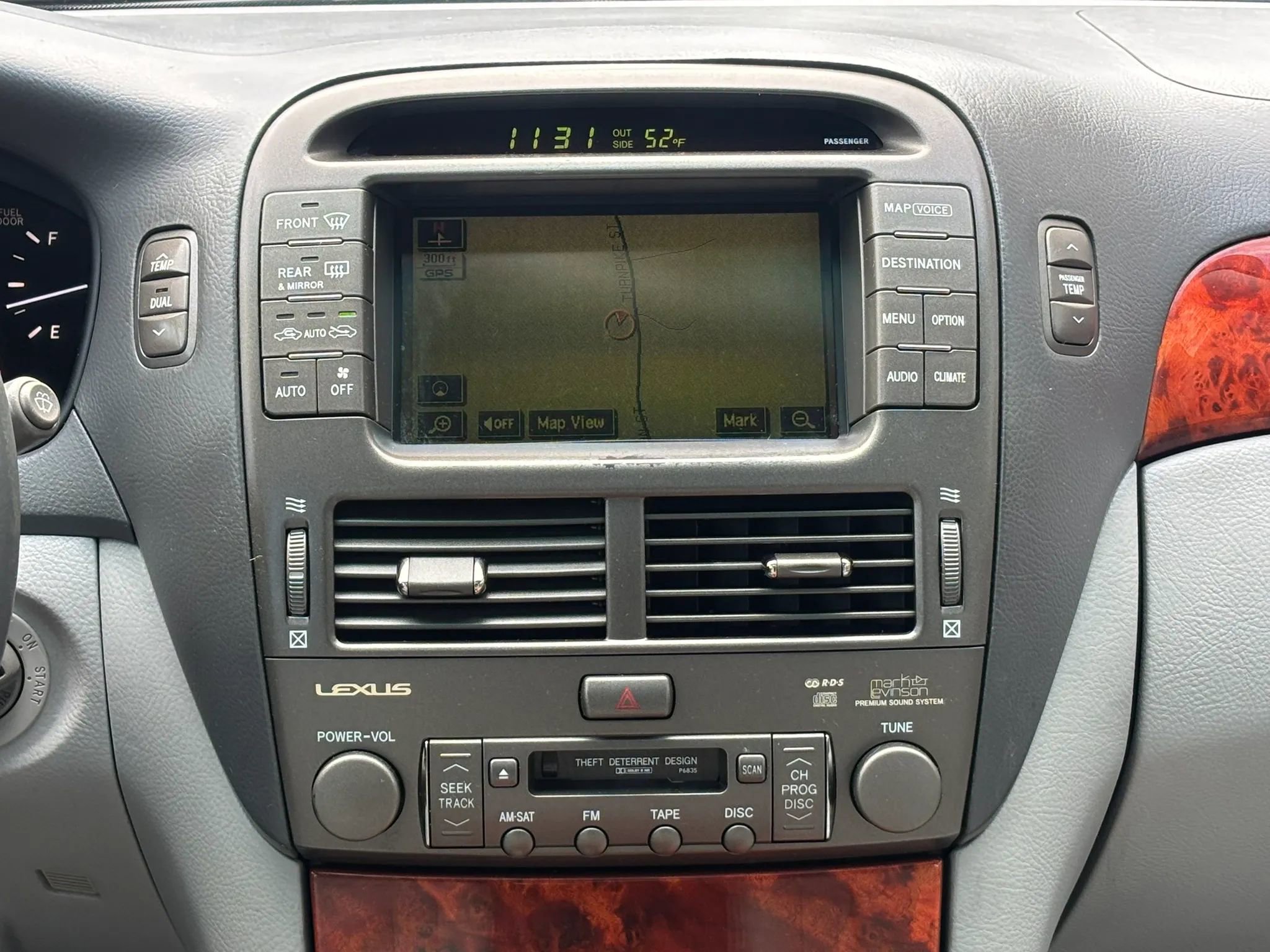 Used 2004 Lexus LS 430 image 28