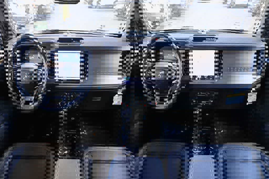 New 2025 Ford Bronco Outer Banks image 12