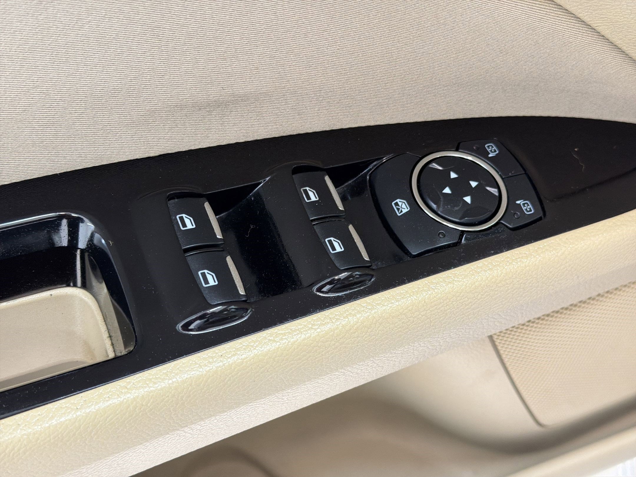 Used 2014 Ford Fusion SE image 13