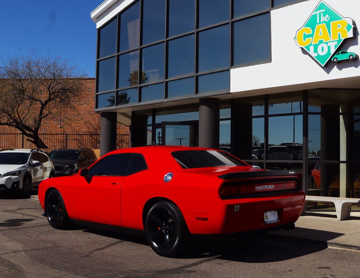 Used 2009 Dodge Challenger SRT8 RWD image 9