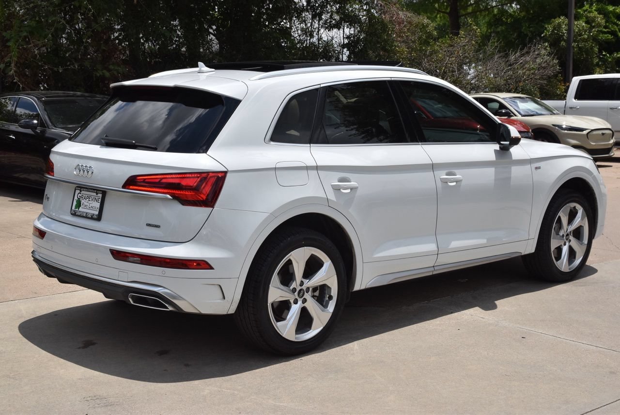 Used 2022 Audi Q5 2.0T Premium Plus w/ Premium Plus Package AWD/4WD image 7