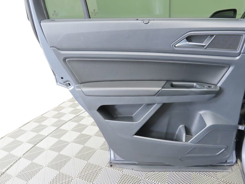 Used 2019 Volkswagen Atlas SE w/ Panoramic Sunroof Package image 27